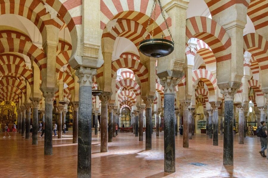 Córdoba: Mosque-Cathedral and Alcazar Tour - Timing, comfort, and practical details