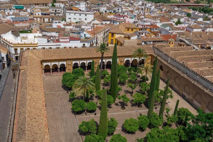 Cordoba: Mosque-Cathedral E-Ticket with Audio Guide - A timed visit, not always a leisurely one