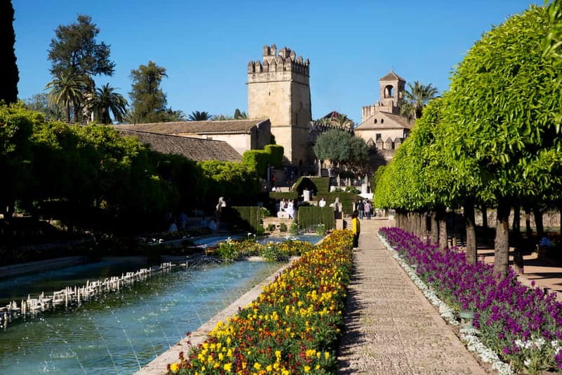 Córdoba: Mosque-Cathedral, Jewish Quarter and Alcázar Tour - Who will get the most from this tour