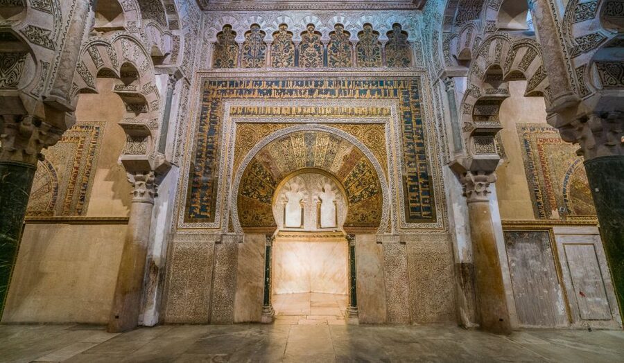 Cordoba Mosque-Cathedral: Skip-the-Line Guided Tour - Abd al-Rahman I and the first mosque