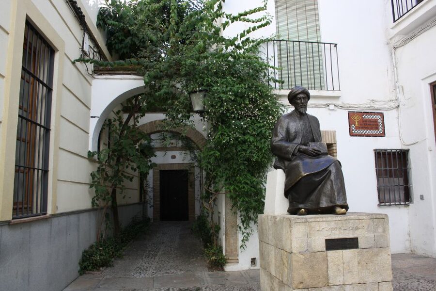 Córdoba Mosque, Jewish Quarter and Alcázar 3-Hour Tour - Why this three-hour route works in Córdoba