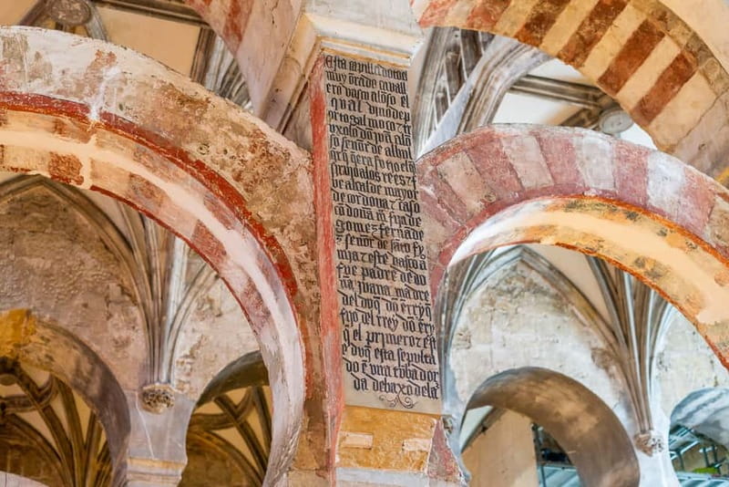 Córdoba: Mosque, Jewish Quarter & Tour with Ticket - Plaza del Cardenal Salazar and the smaller streets