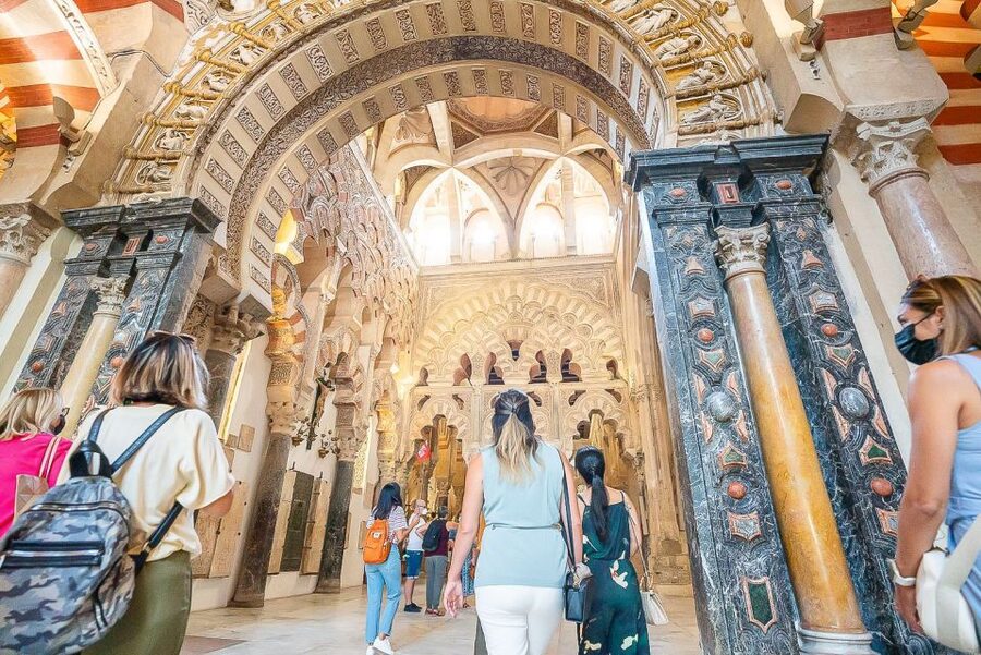Córdoba: Skip-the-Ticket-Line Mosque-Cathedral Guided Tour - Key points at a glance