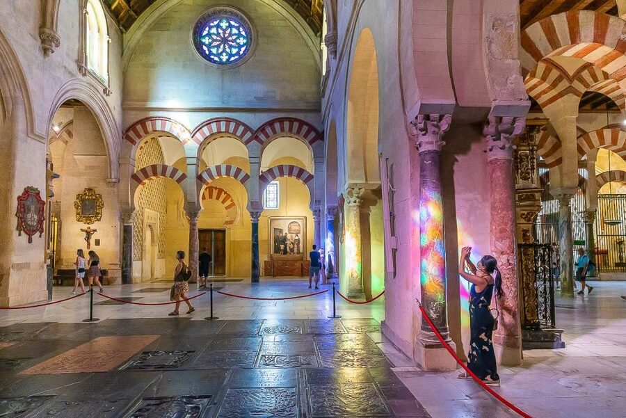 Córdoba: Skip-the-Ticket-Line Mosque-Cathedral Guided Tour - Entering the Mosque-Cathedral