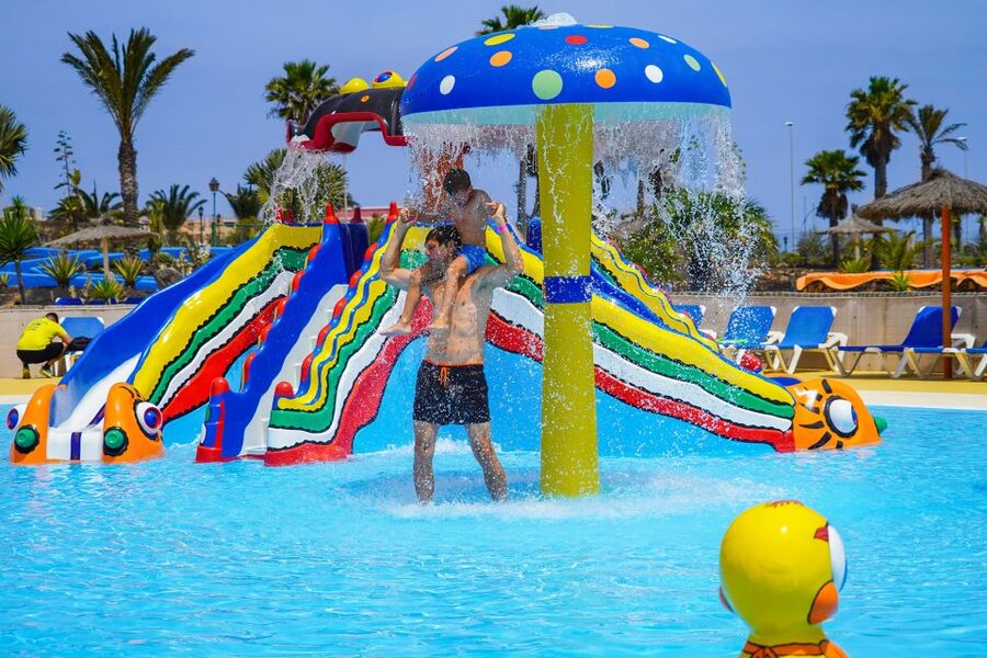 Corralejo: Acua Water Park Entry Ticket - The lazy river is better for relaxing than excitement