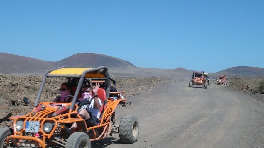 Corralejo: Buggy Safari Tour - Guides, safety, and the group pace