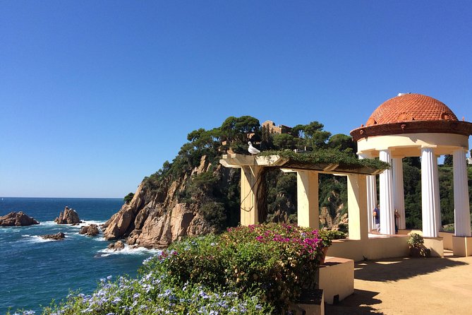 Costa Brava & Medieval Village Tour with Lunch - Tossa de Mar and its medieval walls