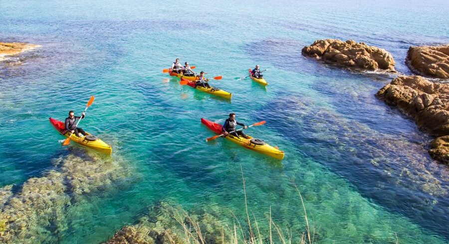 Costa Brava: Sea Caves Kayaking and Snorkeling Tour - Why S’Agaró Bay works so well for kayaking