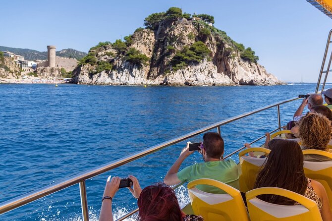 Costa Brava Small Group with Hotel Pick up and Boat Ride - Guides can make or break the day