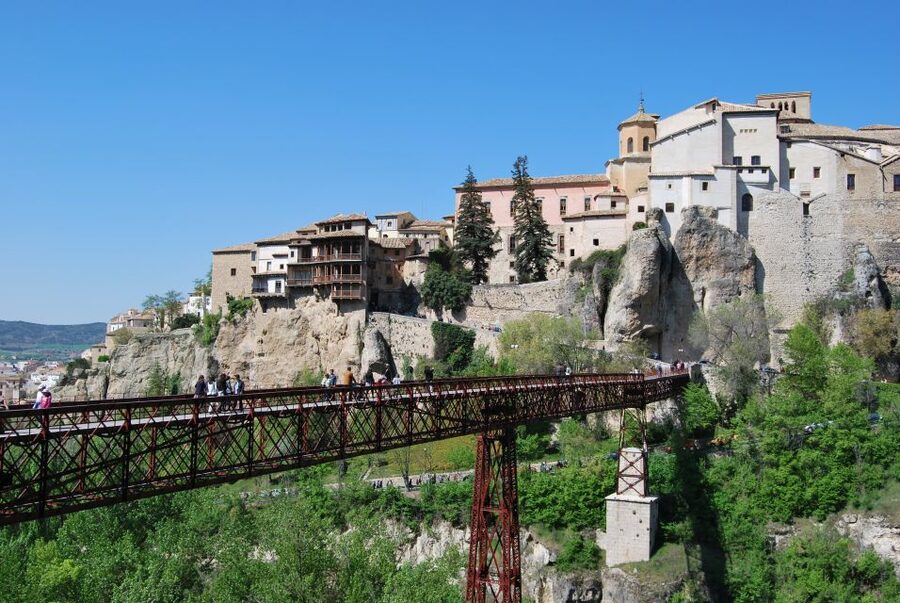 Cuenca: Medieval Old Town - The 16th-century apartments rising 12 stories