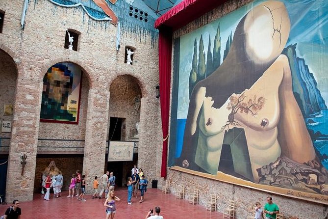 Dali Museum & Cadaques Small Group Tour with Hotel pick-up - Portlligat and Dalí’s intimate home