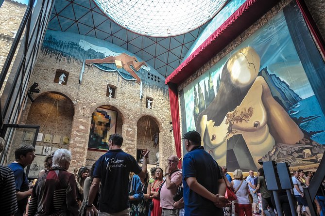 Dali Museum, House & Cadaques Small Group Tour from Barcelona - The winter route: Cadaqués and Portlligat