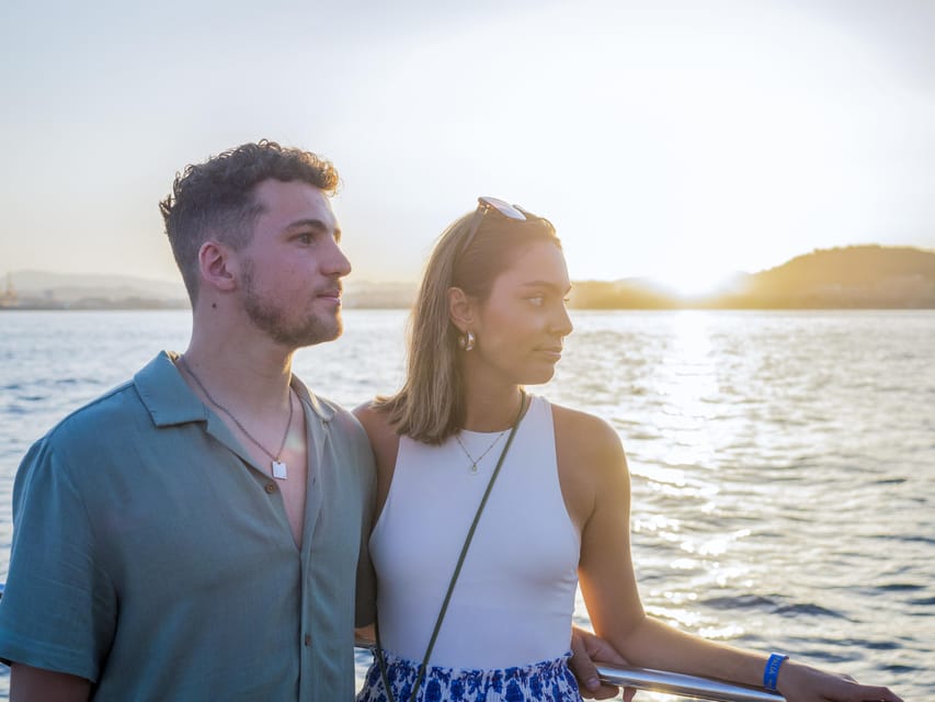 Dénia: Daytime or Sunset Catamaran Cruise - Choosing the daytime sailing and swim stop