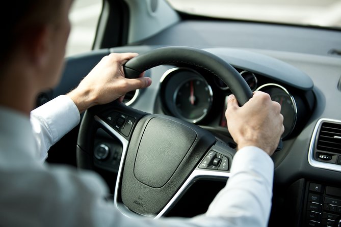 Departure Private Transfer from Barcelona City Hotels to Barcelona Airport - The ride to El Prat Airport
