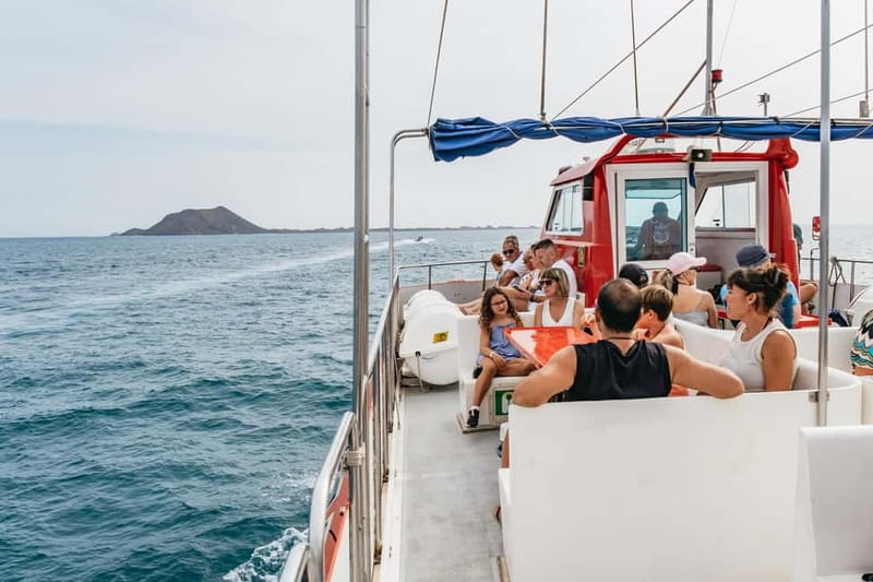 Desde Corralejo: Lobos Island Ferry with Optional Transfer - Why Lobos Island makes a good day trip