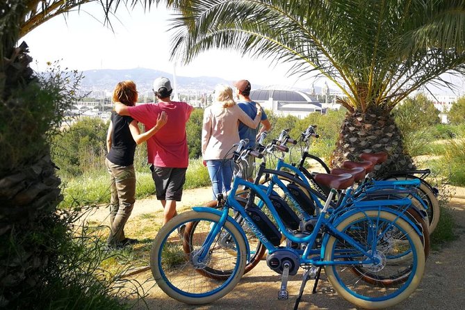 E-Bike tour in Barcelona with English Guide - Why a bicycle is a smart way to see Barcelona