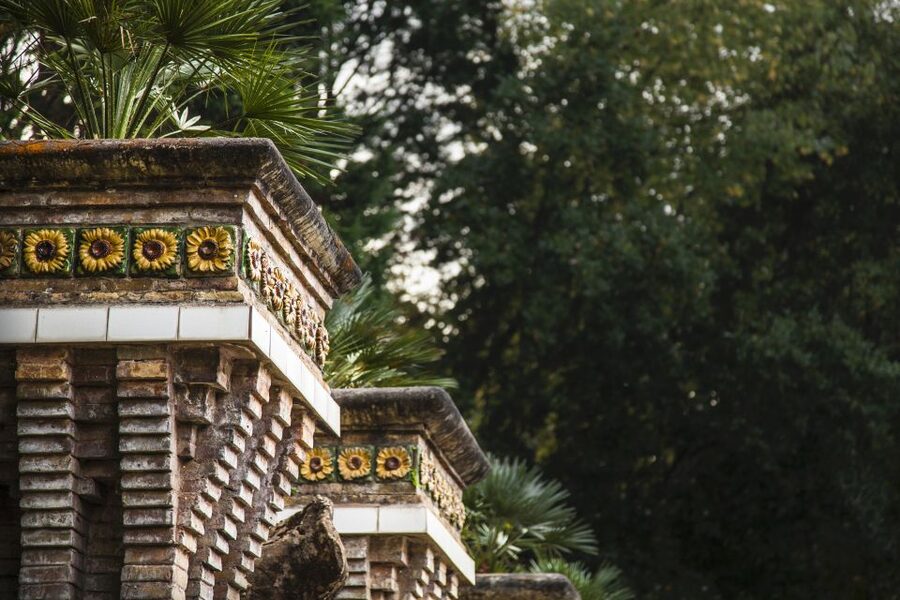 El Capricho Entrance Ticket - What the $8 Price Really Buys
