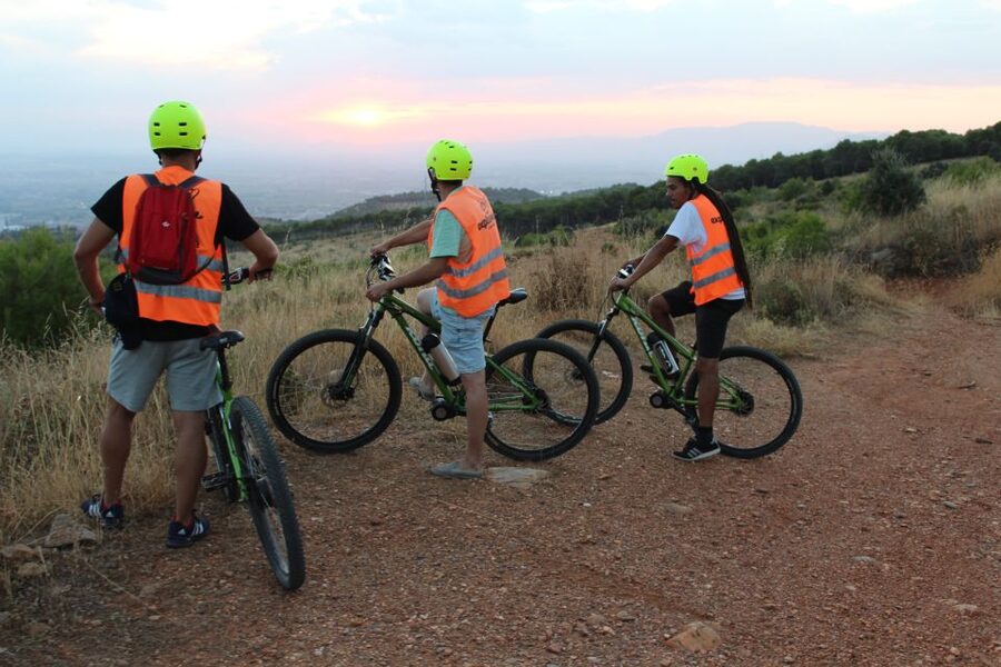 Electric Bike Tour with 2 Options to Explore Granada - Route choice one: Albaicín and Sacromonte