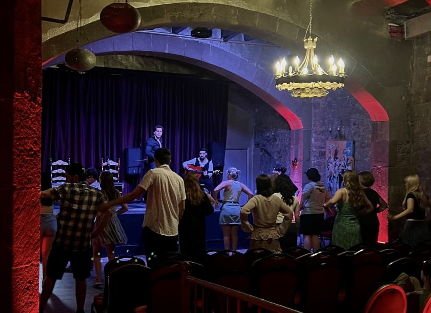 Flamenco Experience (30 minute masterclass) - What You Actually Do in the 30 Minutes