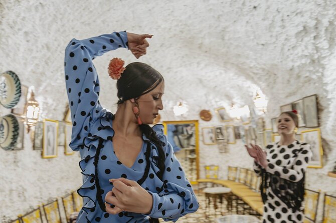 Flamenco show at Cueva Los Amayas, in Sacromonte - Timing your evening in Granada