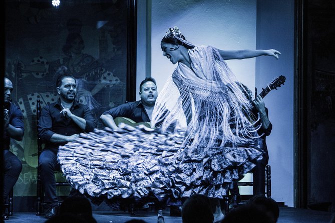 Flamenco Show at Tablao El Arenal with Drink and Optional Dinner or Tapas - How to plan your evening in El Arenal