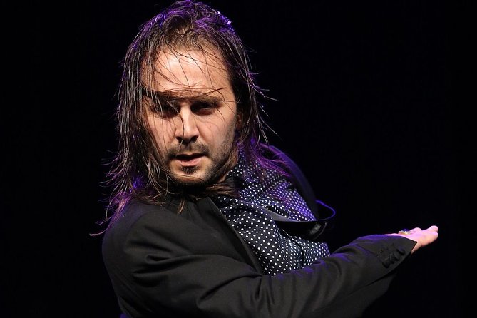 Flamenco Show Ticket at Theatre Barcelona City Hall - The musicians deserve your attention