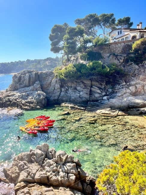 From Barcelona: Costa Brava Kayak & Snorkel Tour with Picnic - Preparing at Platja d’Aro