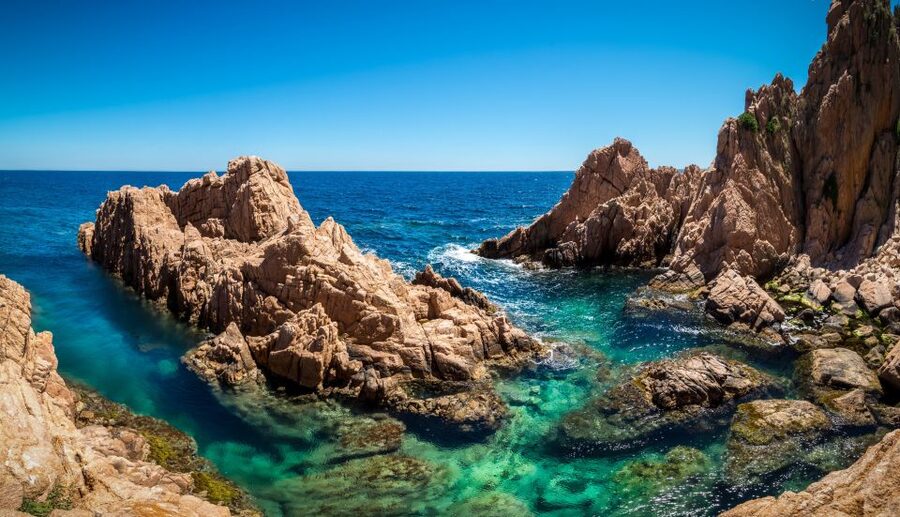 From Barcelona: Costa Brava Trails, Snorkeling & Cliff Jump - Who should book this experience?