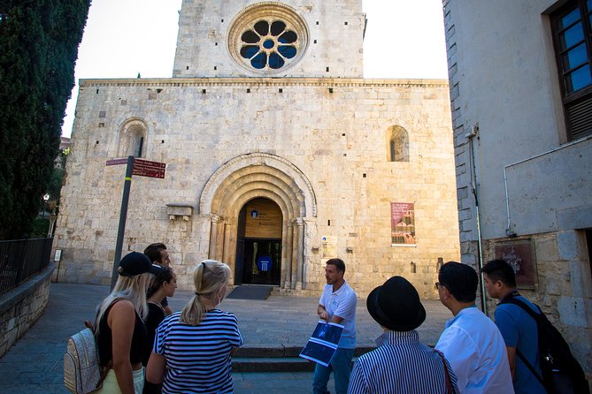 From Barcelona: 'Game Of Thrones' Small Group Tour in Girona - A three-course Catalan lunch in Blanes