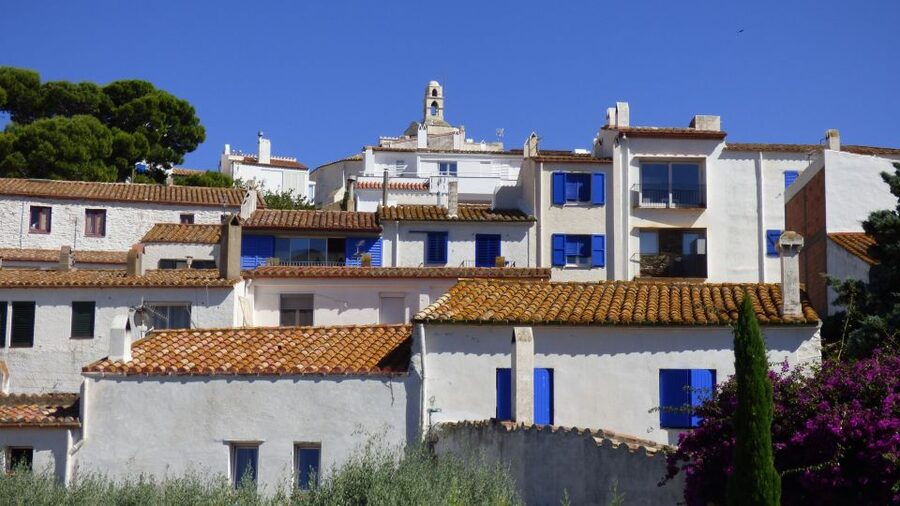 From Barcelona: Girona, Figueres, Dalí Museum, and Cadaqués - What the $70 price really buys