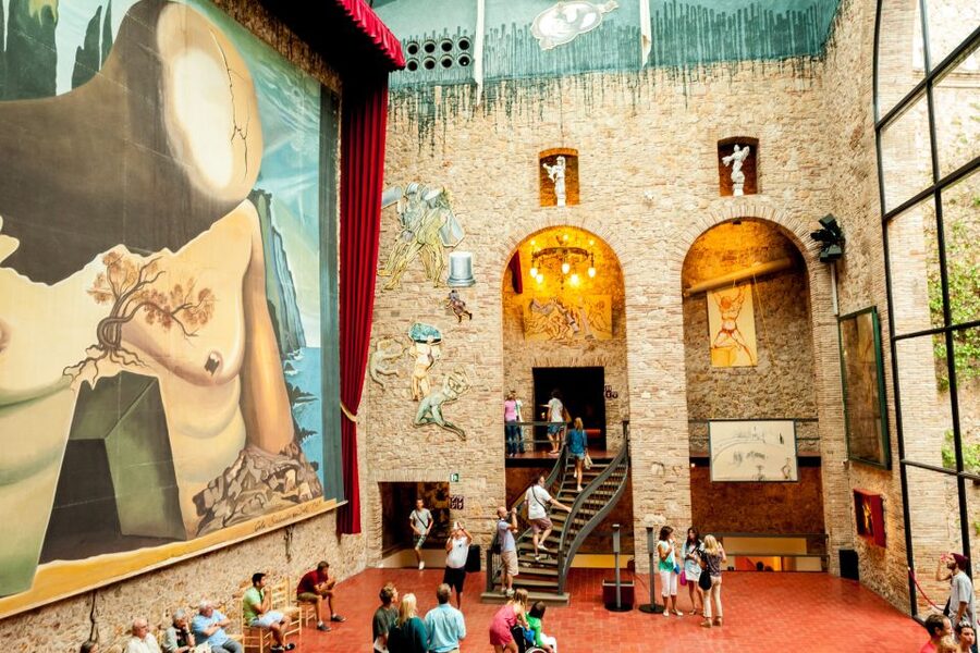 From Barcelona: Girona Guided Tour & Dalí Museum in Figueres - Practical details that make the day easier