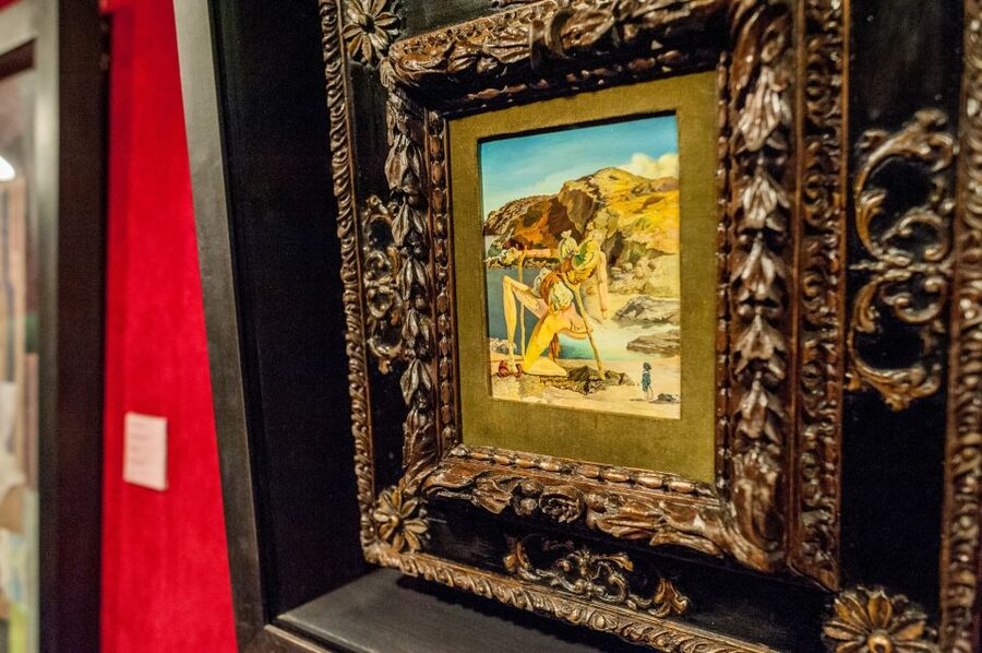 From Barcelona: Girona Guided Tour & Dalí Museum in Figueres - Who should book this day trip?