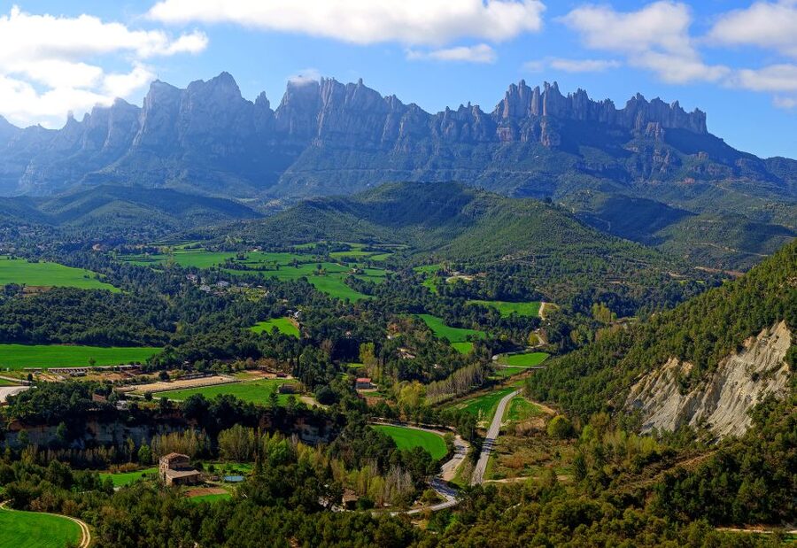 From Barcelona: Horseback Tour in Montserrat National Park - Who should book this outing?