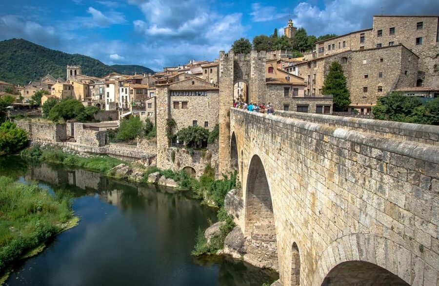 From Barcelona: Medieval Villages Day Tour - Besalú and its medieval bridge