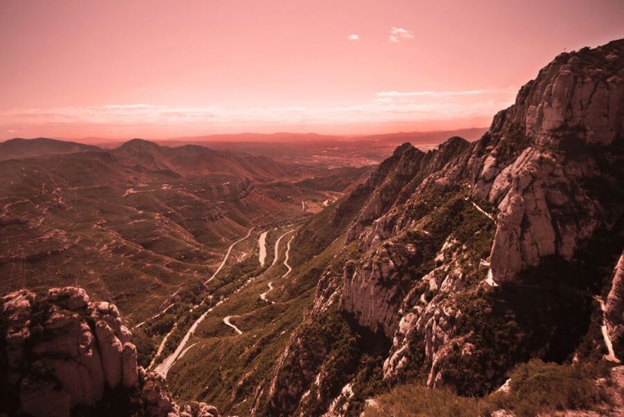 From Barcelona: Montserrat Tour, Rack Railway & Licor Taste - The 10-minute monk-made liqueur tasting