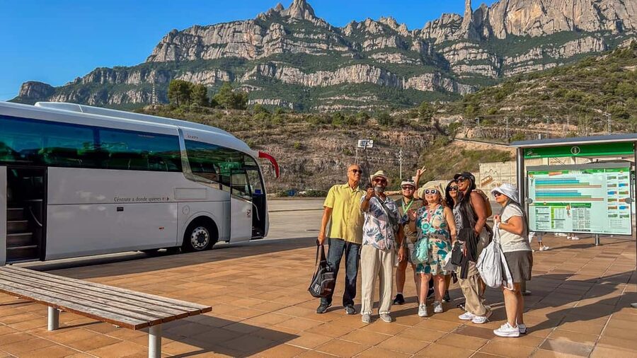 From Barcelona: Montserrat Tour, Rack Railway & Licor Taste - The 75-minute ride back to Barcelona