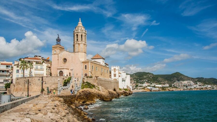 From Barcelona: Tarragona & Sitges Full Day Tour with Pickup - Why this Tarragona and Sitges combination works