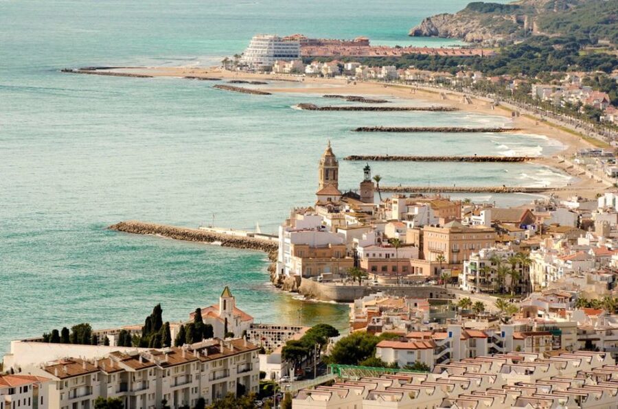 From Barcelona: Tarragona & Sitges Full Day Tour with Pickup - Tarragona Amphitheatre beside the Mediterranean