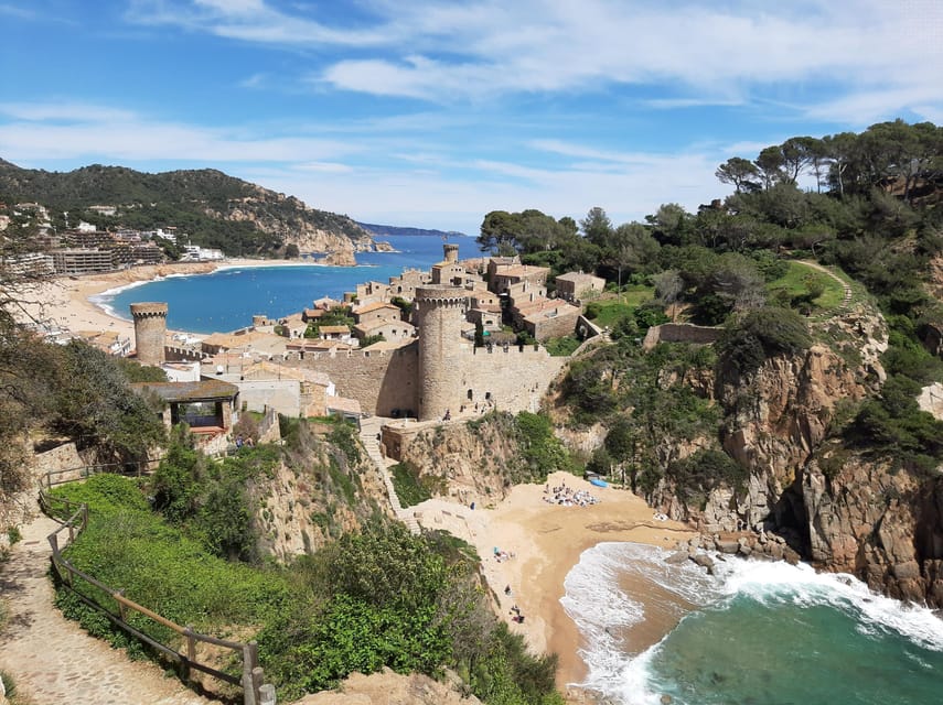 From Barcelona: Tossa de Mar Day Tour with Beach Time - Meeting at Barcelona Nord and riding to the coast