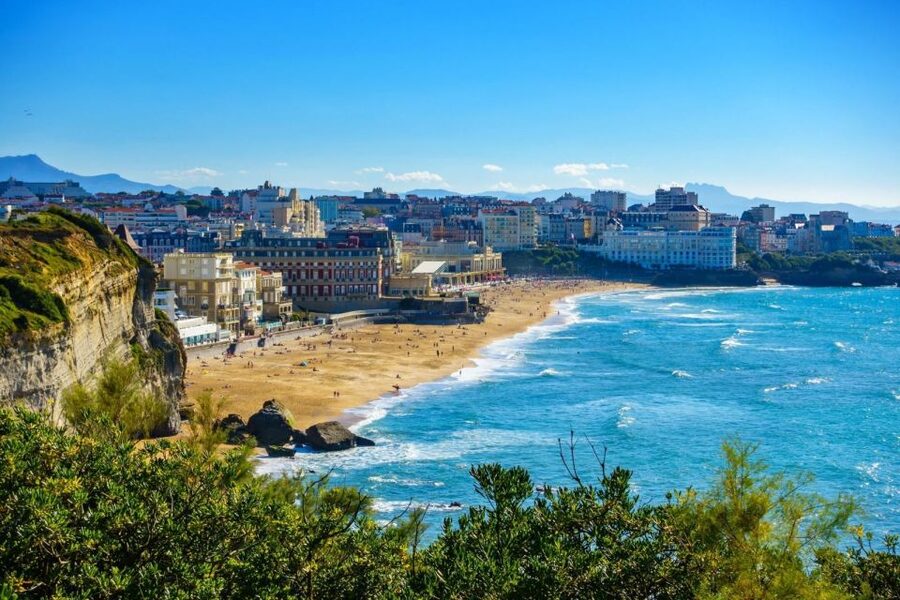 From Bilbao: Biarritz, Saint Jean de Luz, San Sebastian Tour - Starting from Bilbao at 8:20 or 8:30