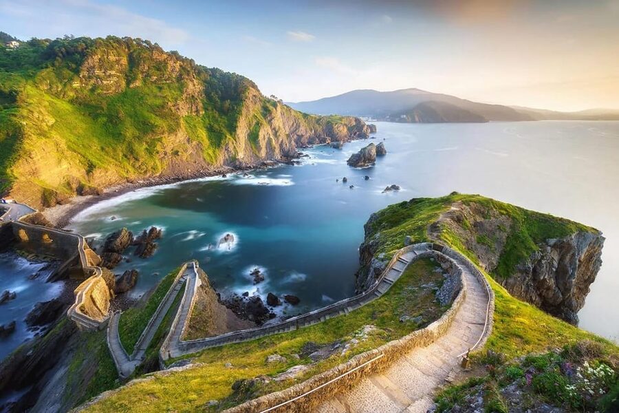 From Bilbao: Gaztelugatxe, Bermeo and Gernika Day Trip - Key points at a glance