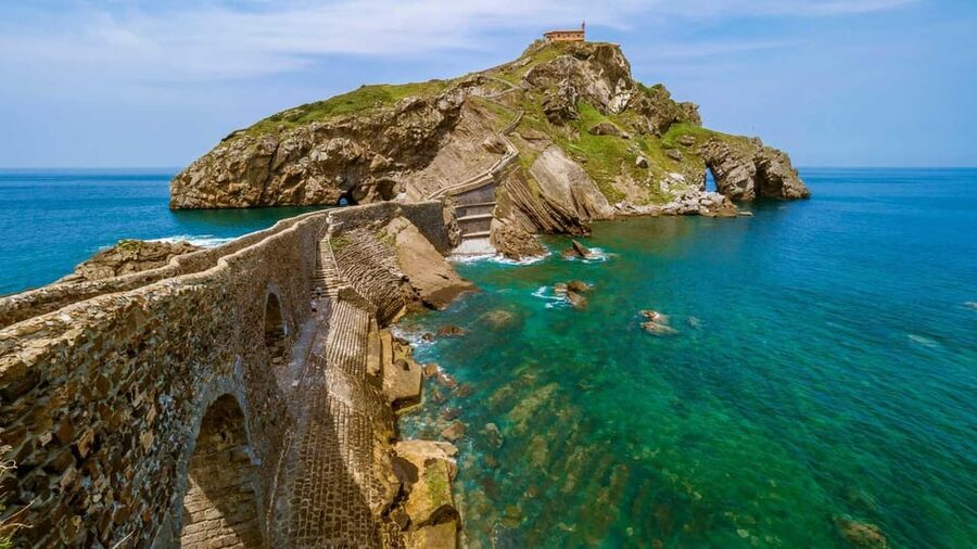 From Bilbao: Gaztelugatxe, Bermeo and Gernika Day Trip - Why Gaztelugatxe deserves the first slot