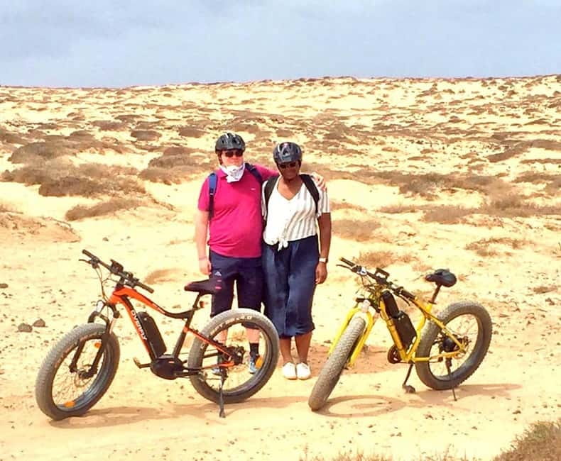 From Corralejo: Fuerteventura Guided E-Bike/E-scooter Tour - The walk to Calderón Hondo’s crater rim