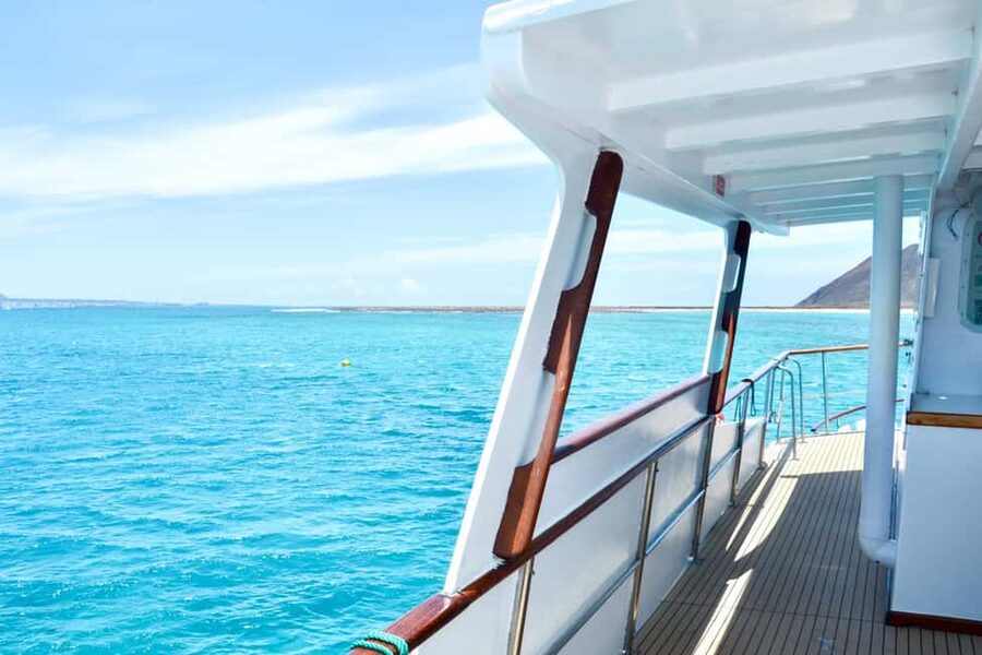 From Corralejo: Lobos Island Boat and Snorkel Activity - What the 25-minute snorkeling session is really like