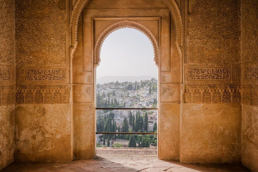 From Costa del Sol: Granada, Alhambra + Nasrid Palaces Tour - What the three-hour Alhambra visit feels like