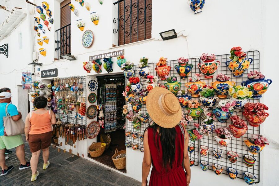 From Costa del Sol: Mijas, Marbella and Puerto Banús Tour - Why the coach format can be good value