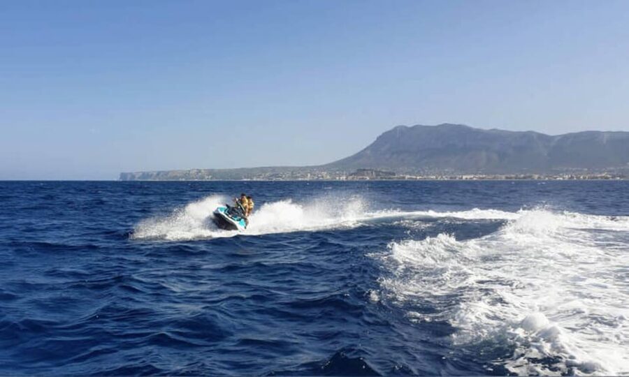 From Dénia/Jávea: Cala Blanca Boat Trip with Jet Ski & Lunch - Who will enjoy this half-day sea outing?