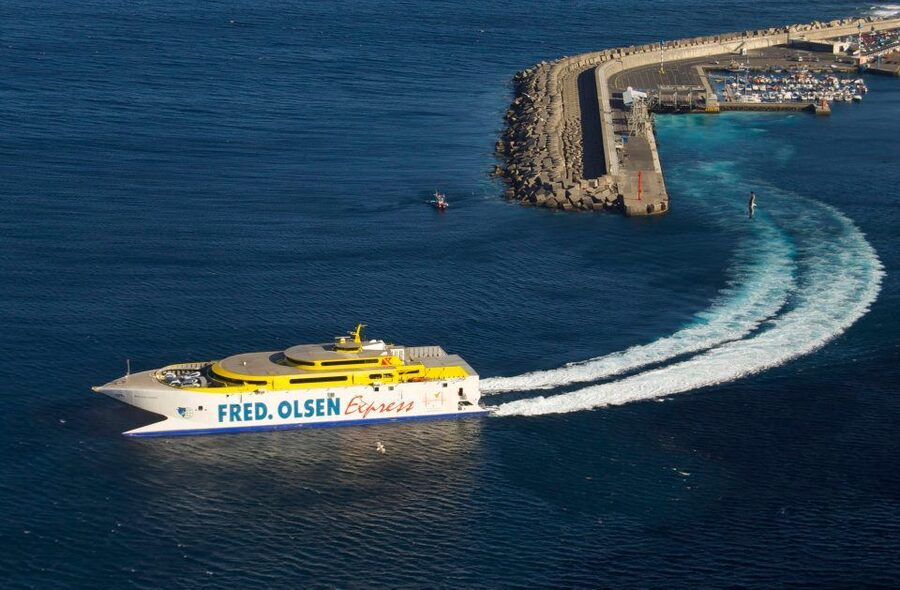 From Lanzarote: Round-Trip Ferry Transfer to Fuerteventura - Reaching the Corralejo Dunes