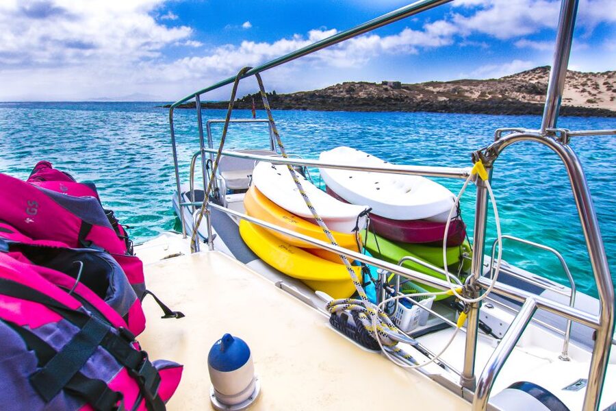 From Lanzarote: Sailing Day Trip Around La Graciosa - Free time in Caleta de Sebo