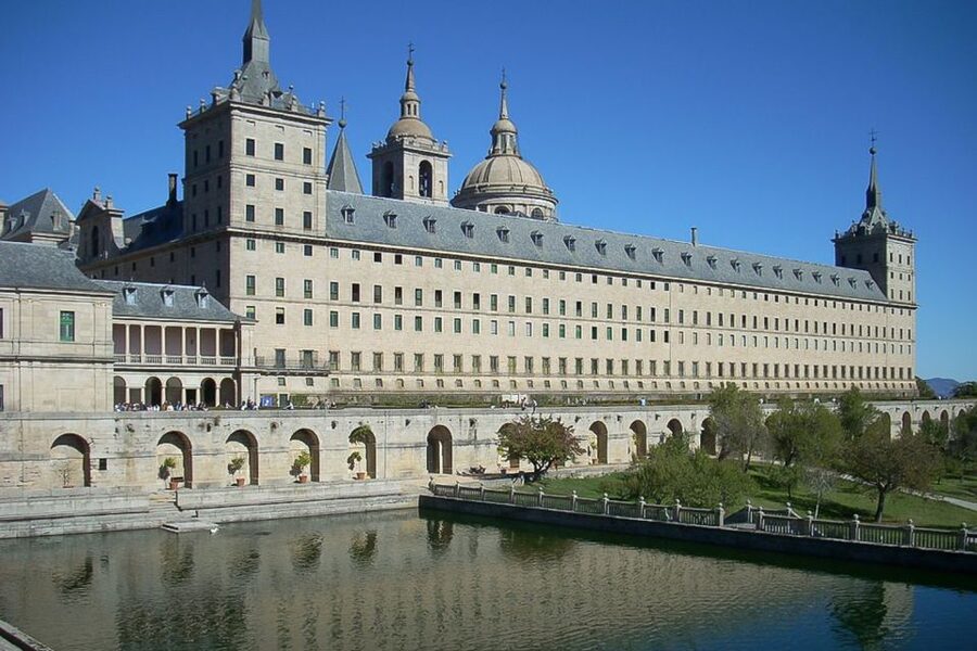 From Madrid: Escorial Monastery & Valley of the Fallen Trip - El Escorial: a palace, monastery, and royal tomb